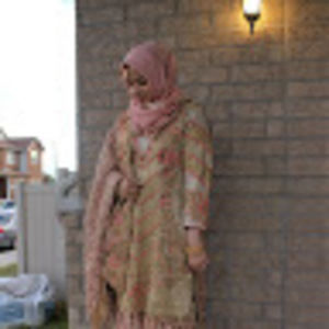 Meet your Posher, Halima